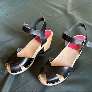 Stylish Black Leather Sandals